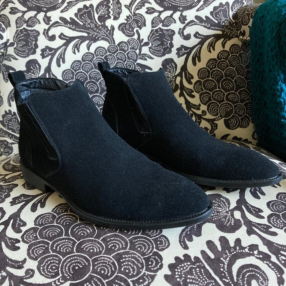 Collection and Co. Lexus Unisex Vegan Suede Chelsea Boots | Black